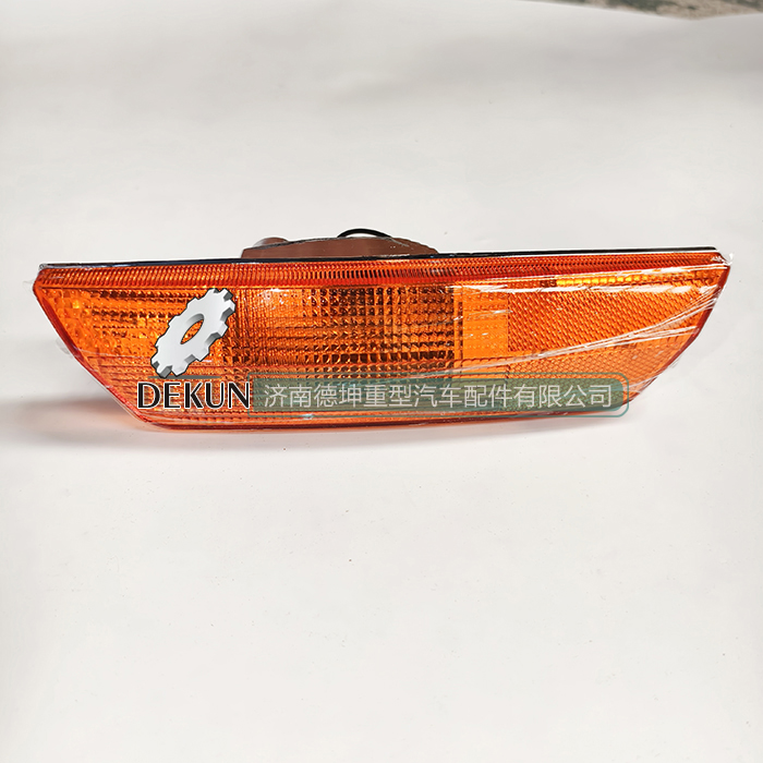 豪沃E7-N7叶子板灯右