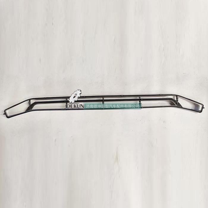 豪沃E7-N7前面罩中网下 豪沃E7-N7前面罩中网下