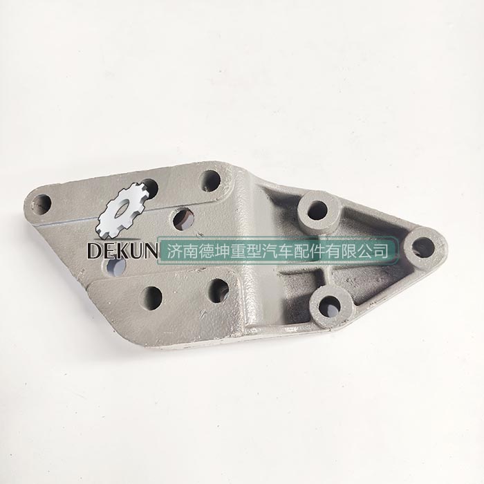 豪沃E7-N7前悬摆臂支座 豪沃E7-N7前悬摆臂支座