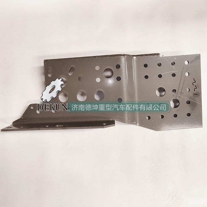 豪沃E7-N7保险杠右支架 豪沃E7-N7保险杠右支架