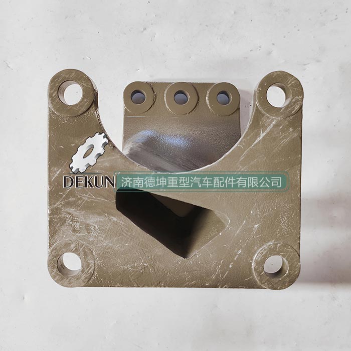 豪沃MAX转向器支架 豪沃MAX转向器支架