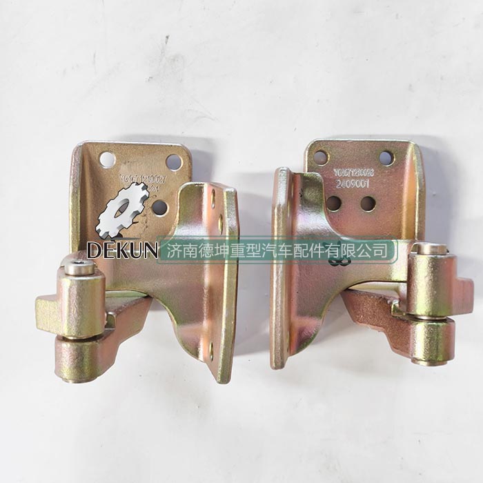 豪沃MAX车门合页下 豪沃MAX车门合页下